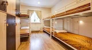 Гостиница Hostel Start Москва Кровать в общем номере для мужчин с 6 кроватями-1