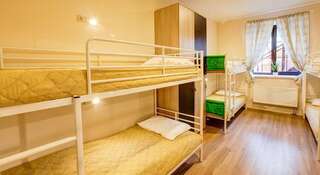 Гостиница Hostel Start Москва Кровать в общем 8-местном номере для мужчин-3
